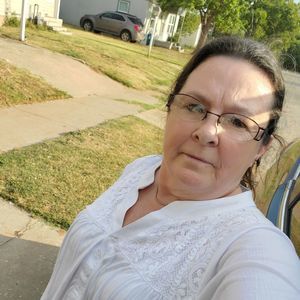 Meet your Posher, Dorena